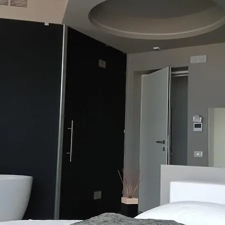 Hotel Diana 3*